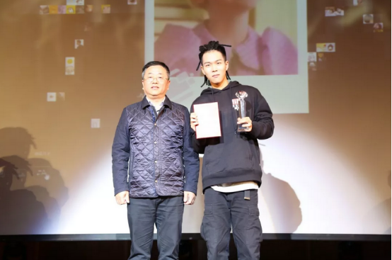 1543455428532046932.png image.png