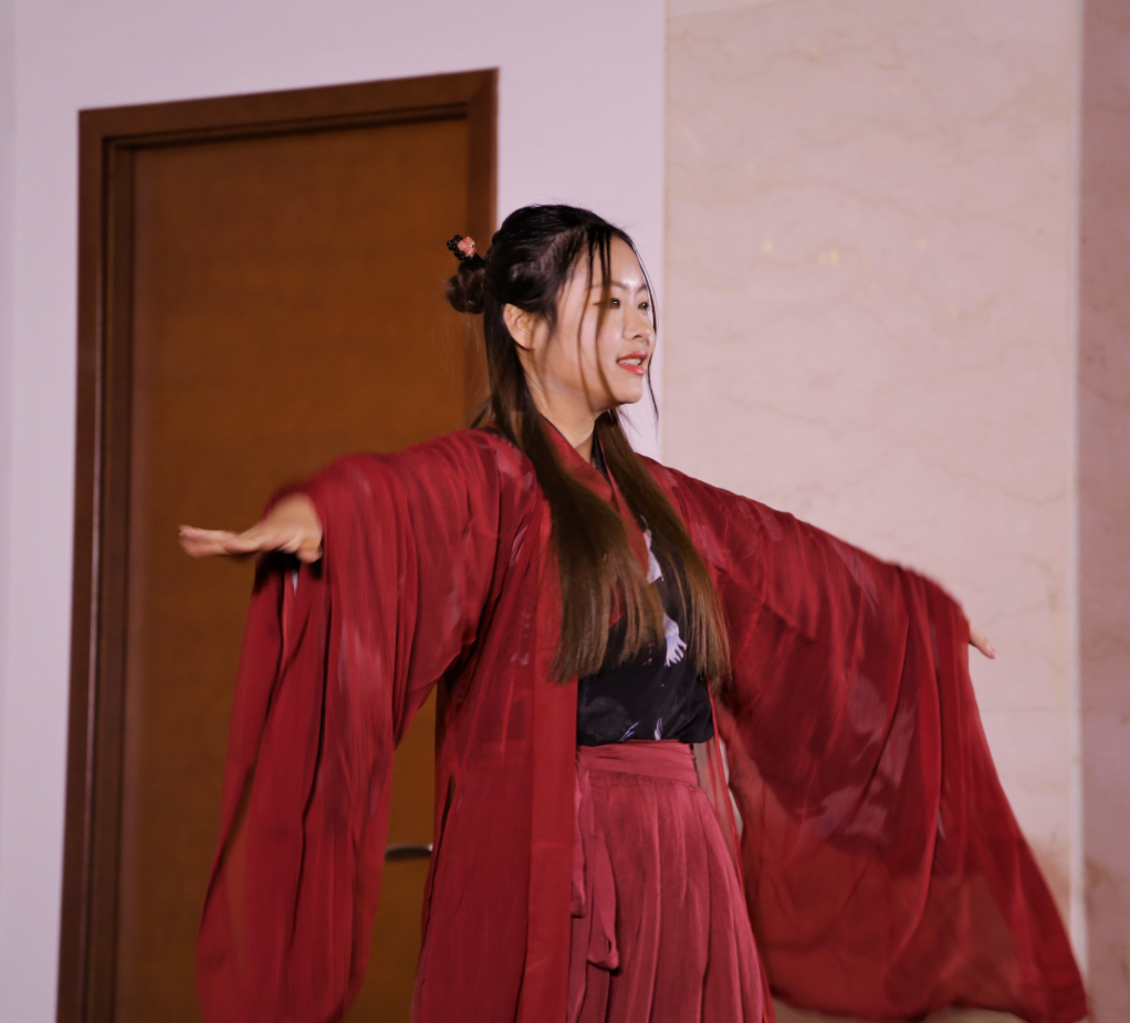 1513917297035063168.png image.png